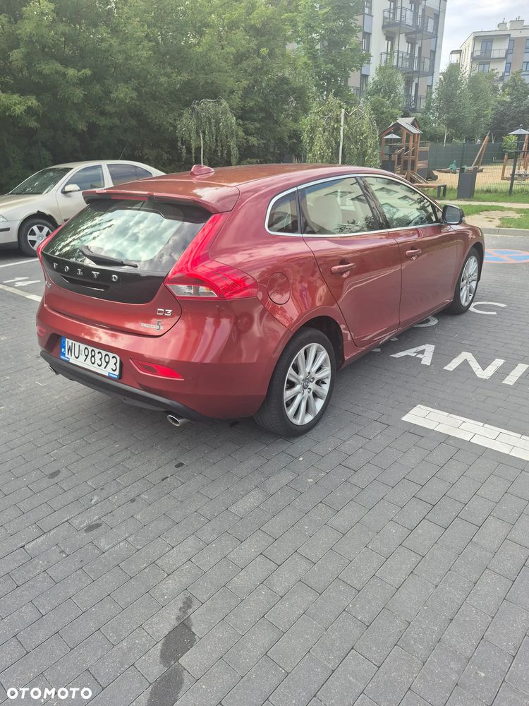 Volvo V40 D3 Summum - 11