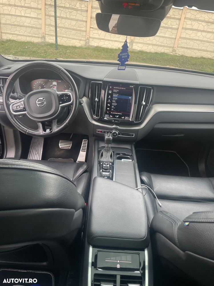 Volvo XC 60 D4 AWD Geartronic RDesign - 18