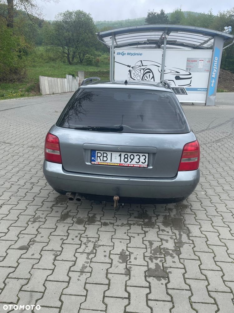 Audi A4 Avant 1.8T Quattro - 8