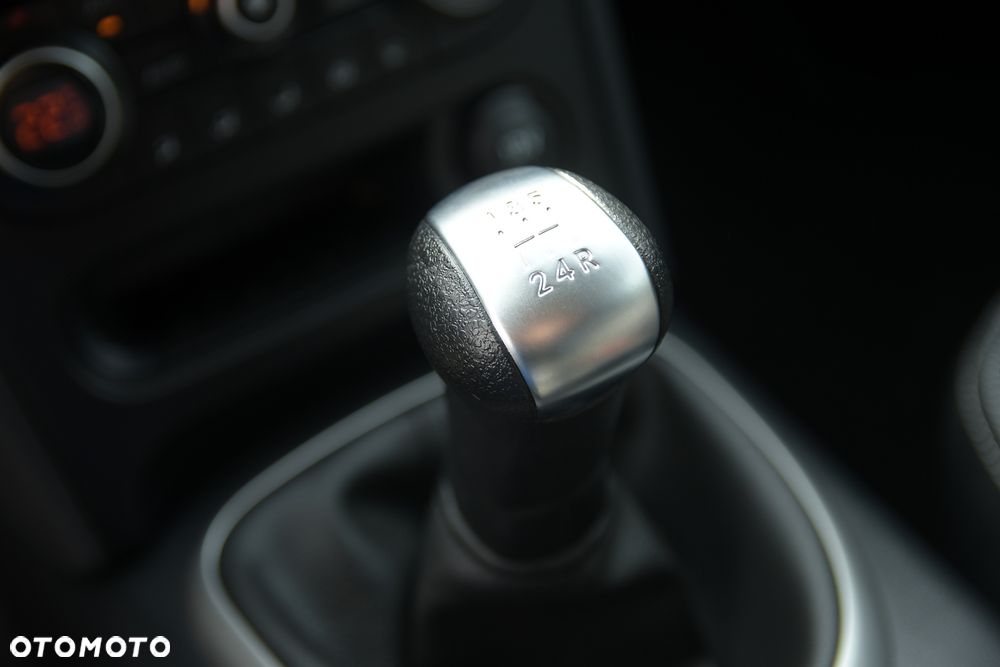 Nissan Qashqai 1.6 visia Start/Stop - 35