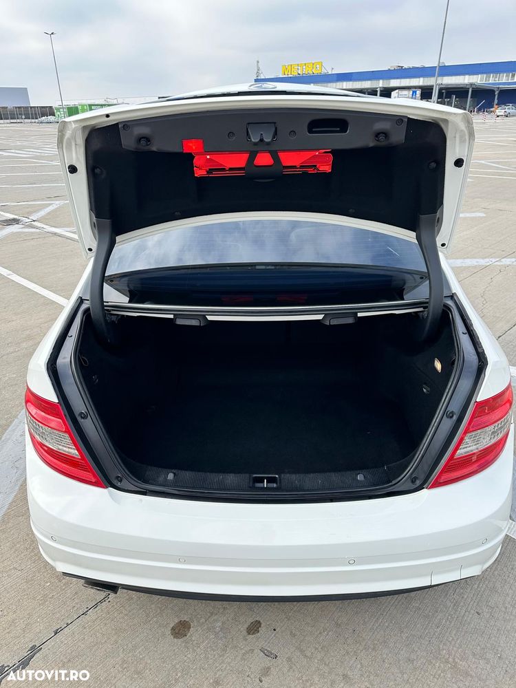 MERCEDES-BENZ C-Class 2010 — imagine 8