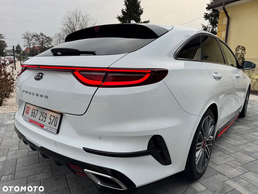 Kia ProCeed 1.6 T-GDI GT - 6