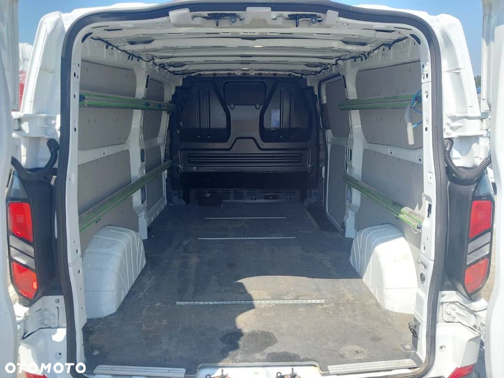 Ford Transit Custom - 12