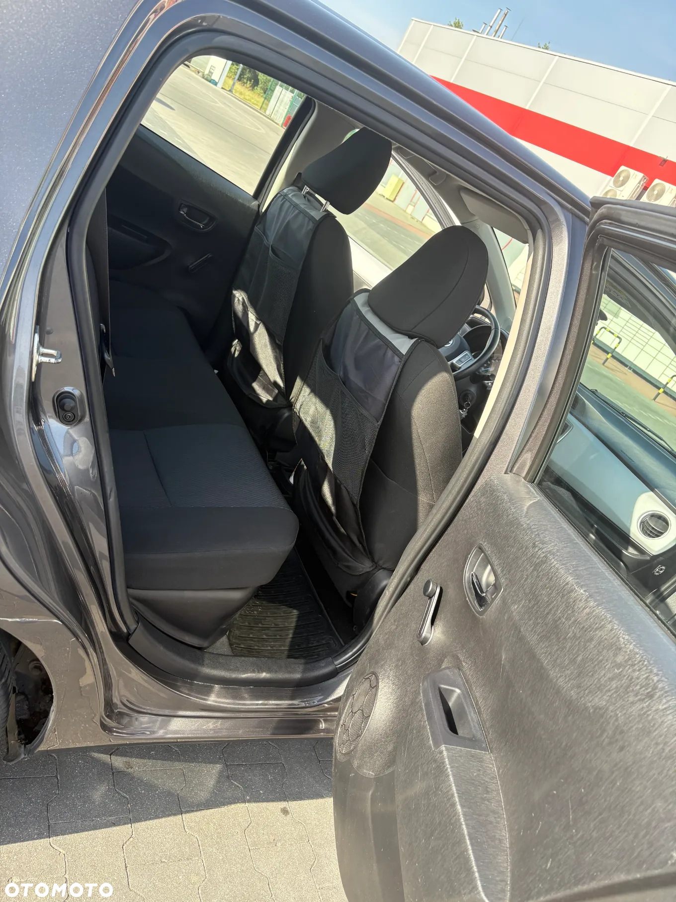 Toyota Yaris - 7