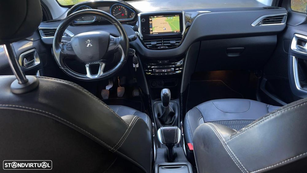 Peugeot 2008 1.4 HDi Allure - 2