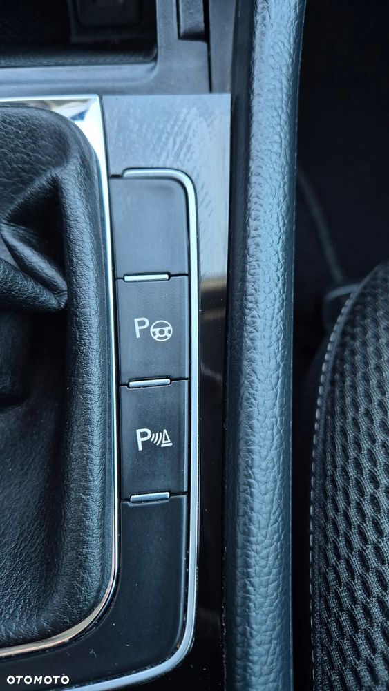 Volkswagen Golf 1.4 TSI BlueMotion Technology Cup - 16