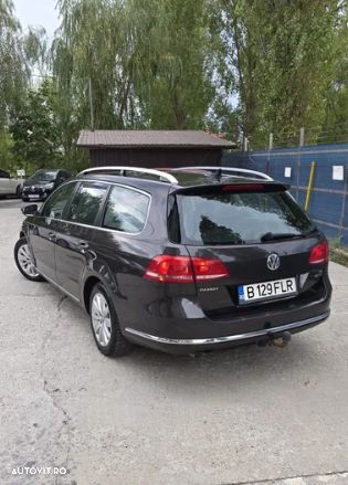 Volkswagen Passat - 3