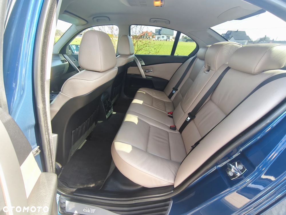 BMW Seria 5 - 22
