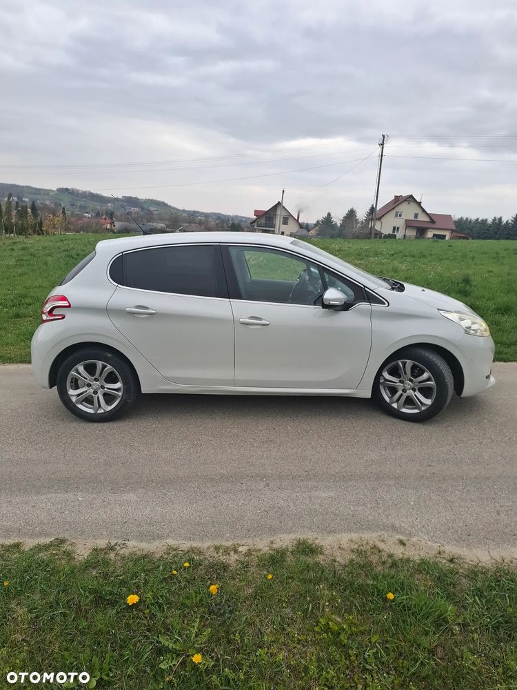Peugeot 208 1.2 PureTech Access - 4