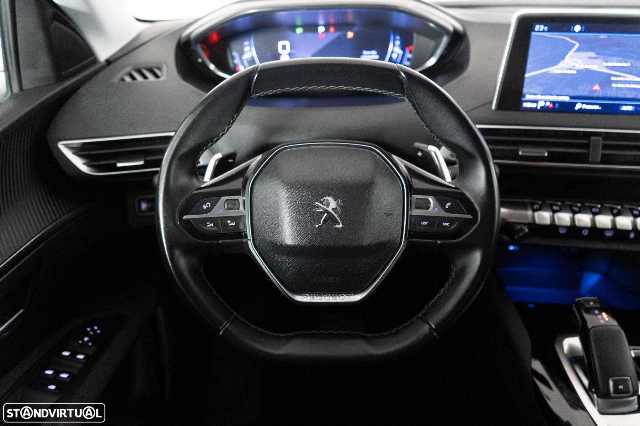 Peugeot 3008 1.2 PureTech Allure EAT8 - 27
