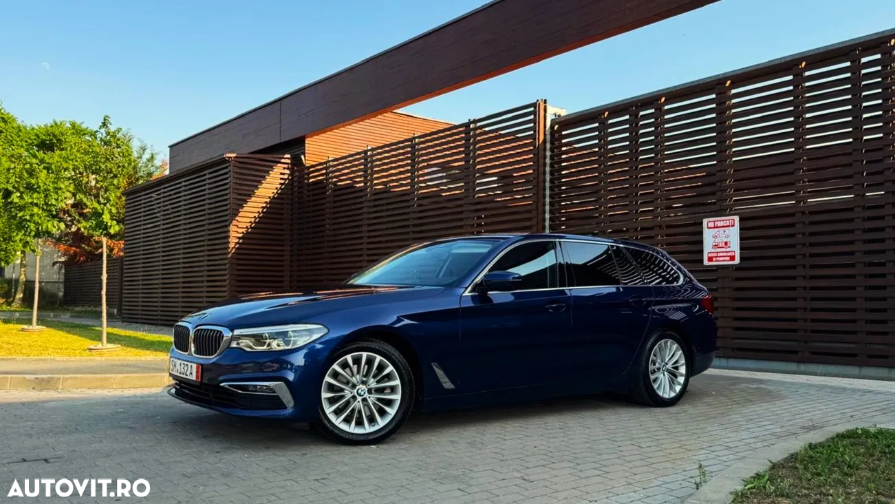 BMW Seria 5 520d Touring Aut. Luxury Line - 2