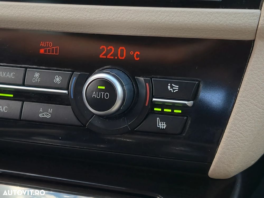 BMW Seria 5 520d Touring Aut. Luxury Line - 23