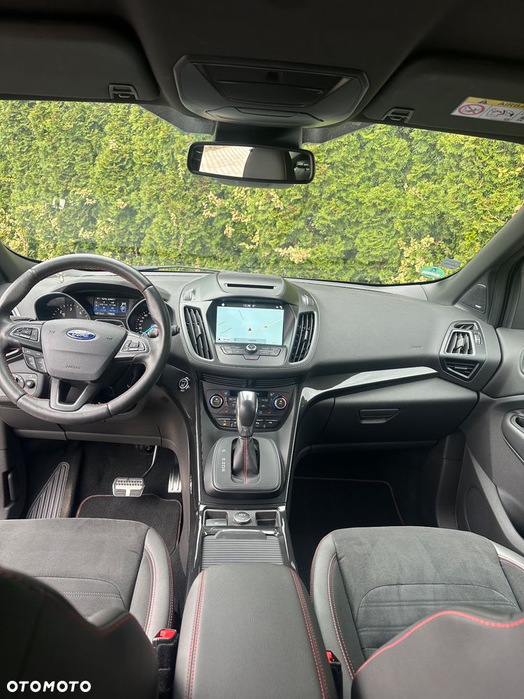 Ford Kuga 2.0 EcoBlue 4x4 ST-LINE - 13