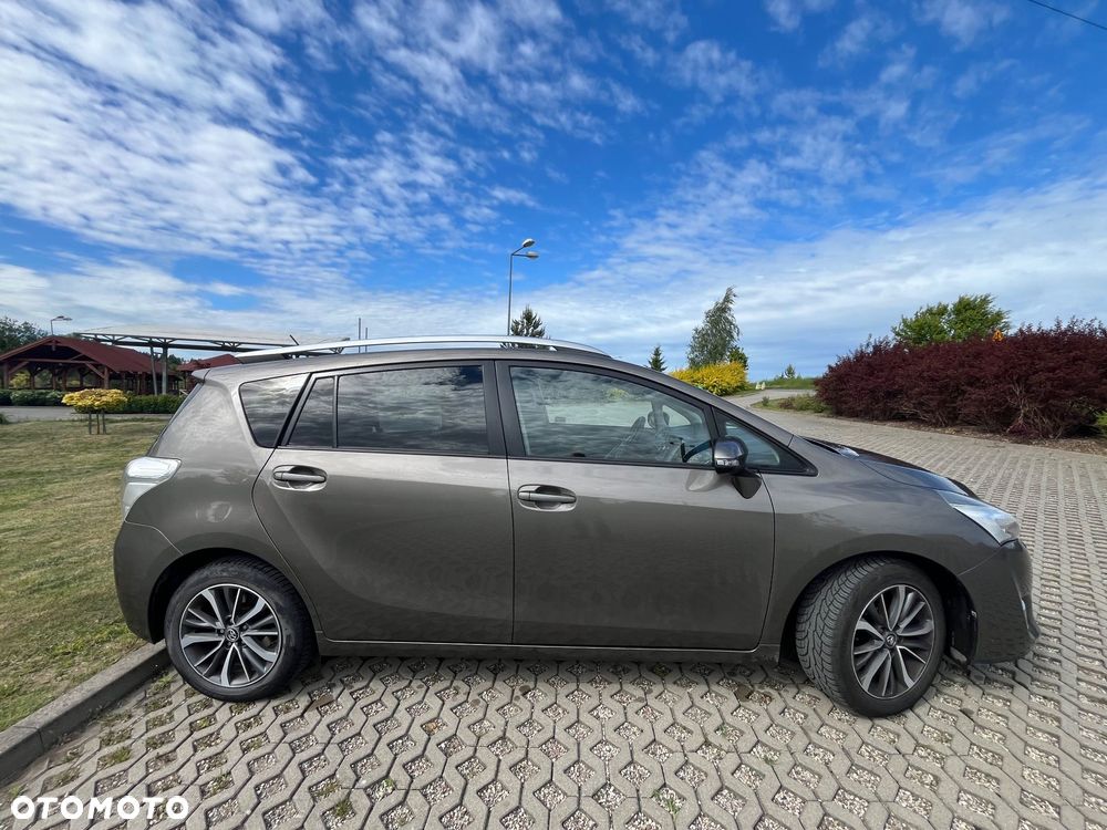 Toyota Verso 1.8 Premium 7os EU6 - 2