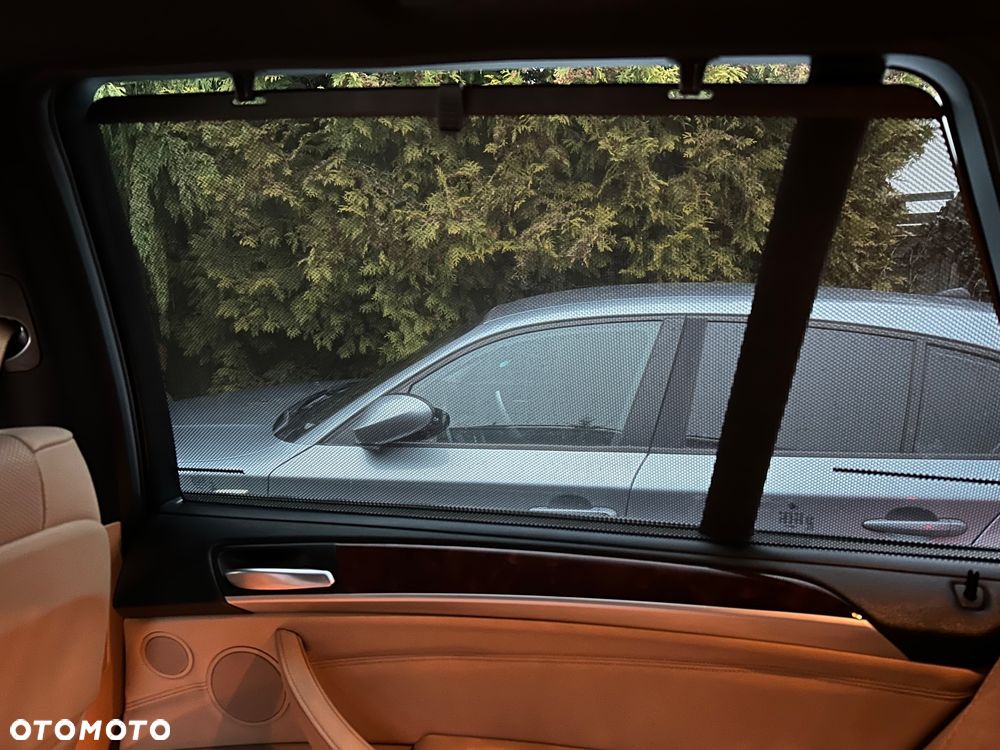 BMW X5 xDrive35d - 25