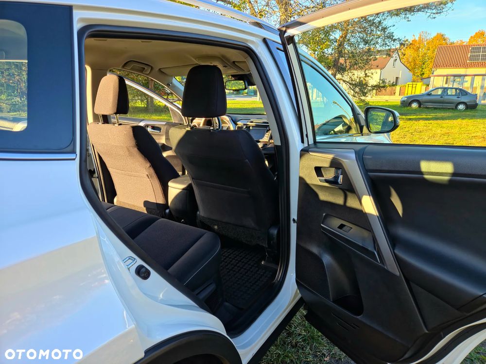 Toyota RAV4 Hybrid Style 4x4 - 16