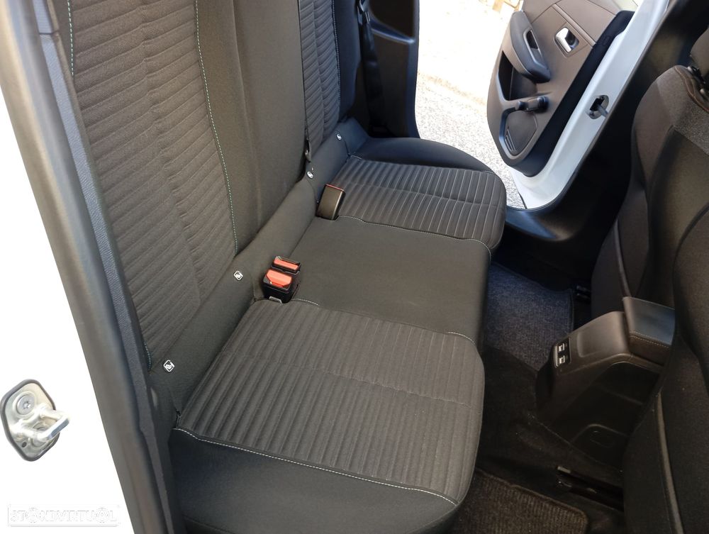 Peugeot e-208 50 kWh Active - 21