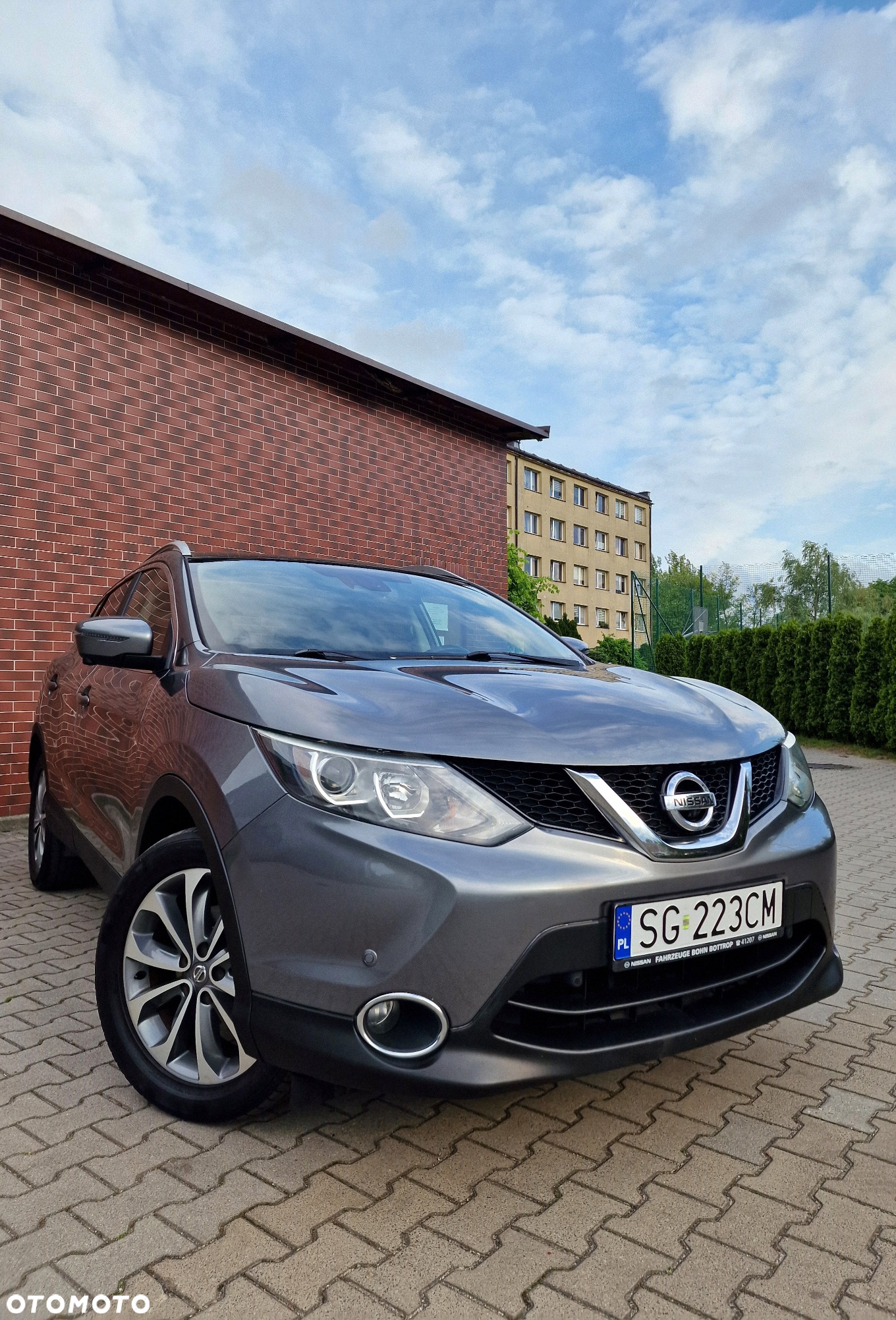 Nissan Qashqai - 2