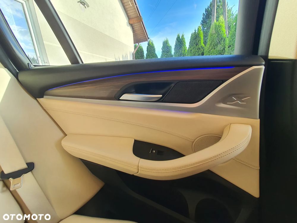 BMW X3 xDrive20d MHEV Business Edition - 19