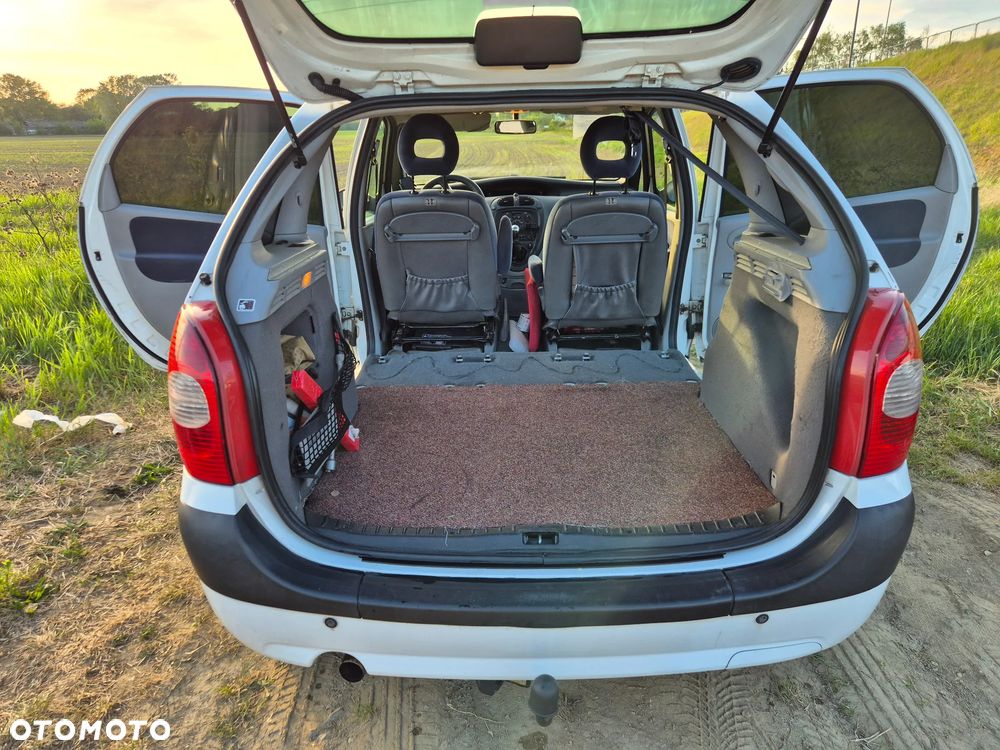 Citroën Xsara Picasso 1.6 HDI Exclusive - 13