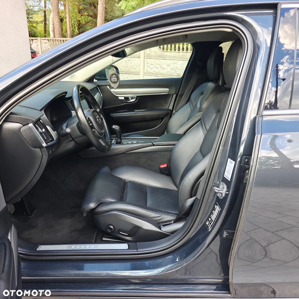Volvo V90 - 10