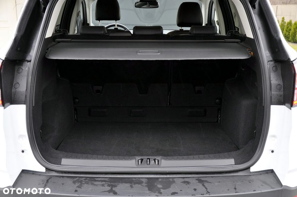 Ford Kuga 1.5 EcoBoost 2x4 Titanium - 30