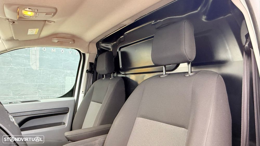 Opel Vivaro 1.5 CDTi L2H1 Essentia Inc - 11