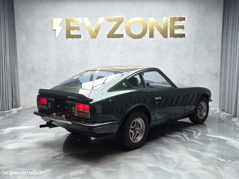 Datsun 260 Z - 8