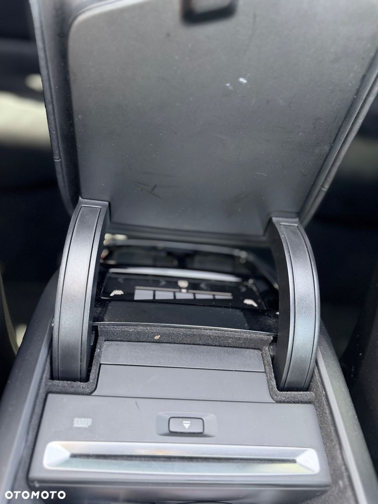 Volvo V90 T6 AWD R-Desgin - 13