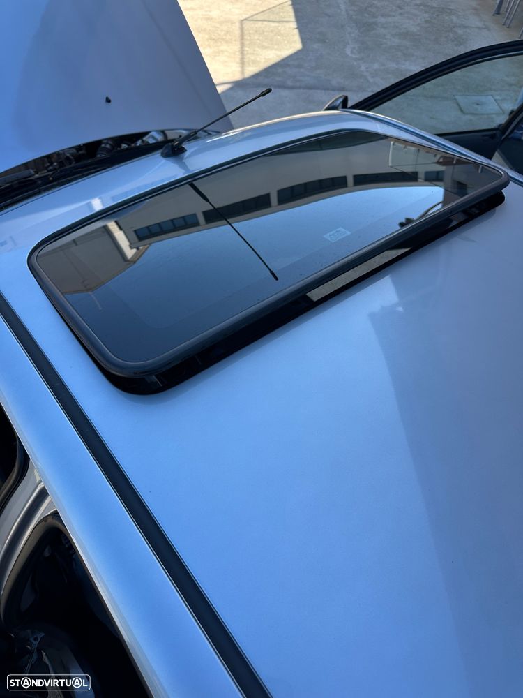 Honda Civic 1.5i LS - 12