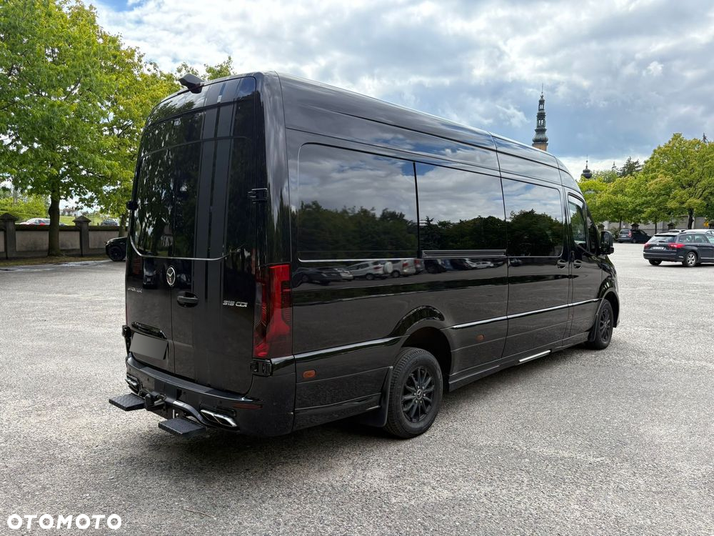 Mercedes-Benz Sprinter - 38