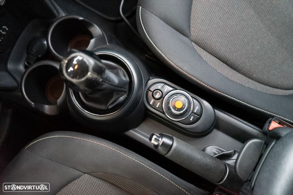 MINI 3 Portas Cooper D - 27