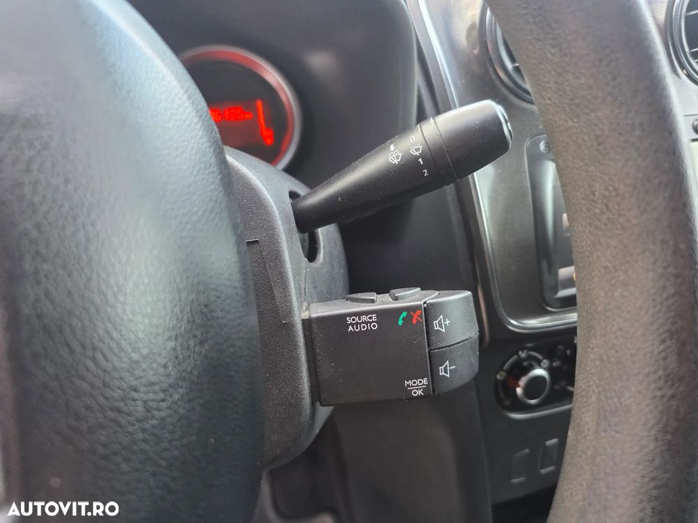 Dacia Logan 1.5 dCi Laureate - 18