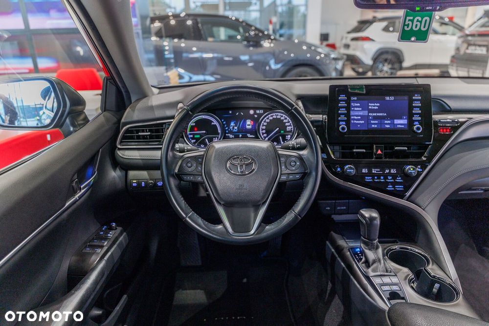 Toyota Camry 2.5 Hybrid Comfort CVT - 6