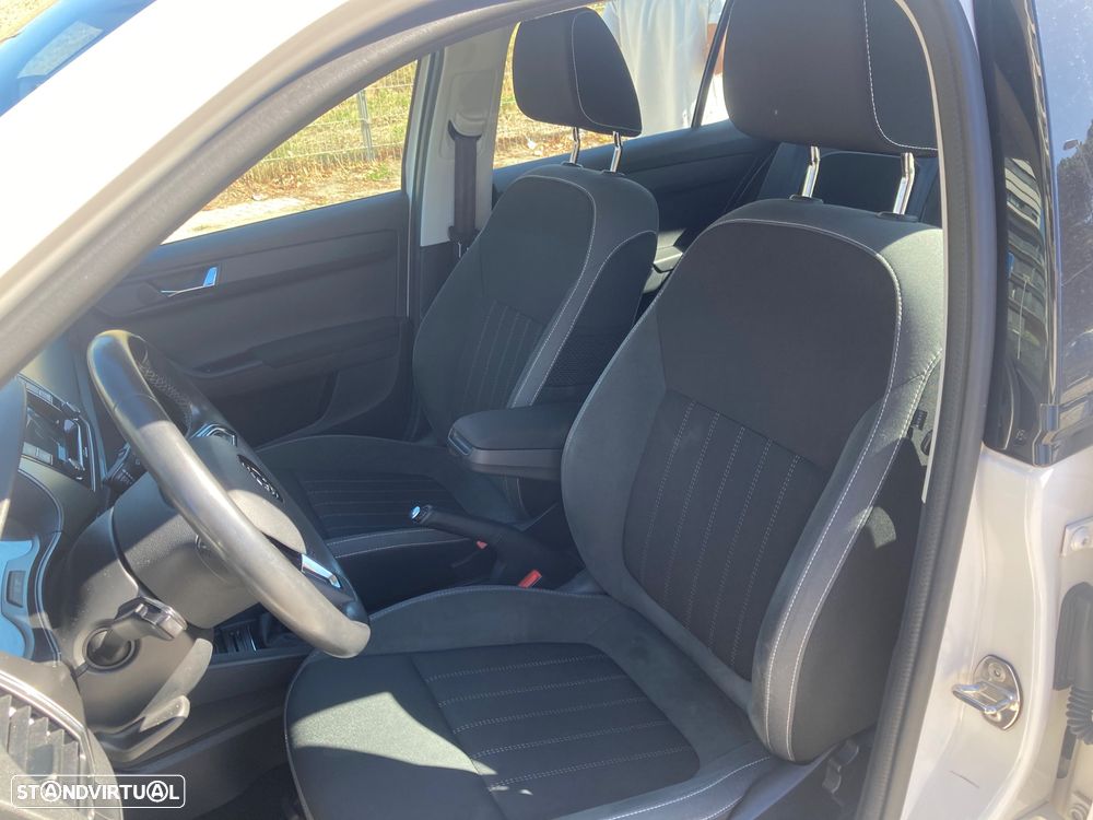 Skoda Fabia 1.0 Style - 10