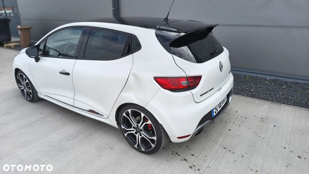 Renault Clio TCe 220 EDC R.S Trophy - 4
