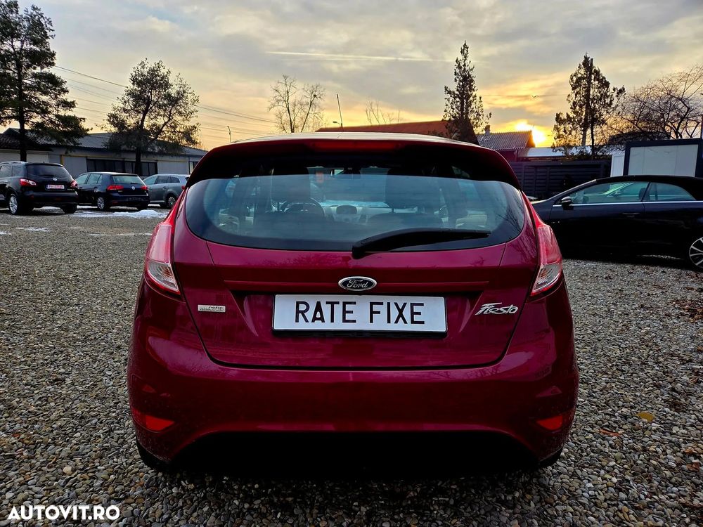 Ford Fiesta 1.5 TDCi Ambiente - 10