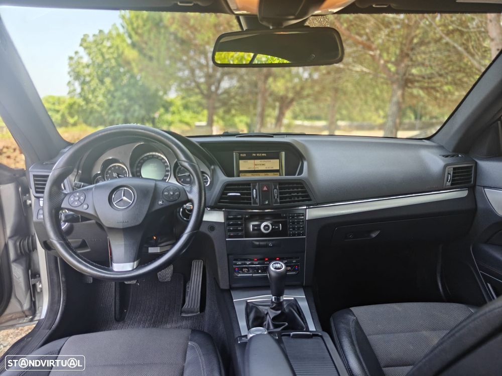 Mercedes-Benz E 220 CDi Avantgarde BlueEfficiency - 23