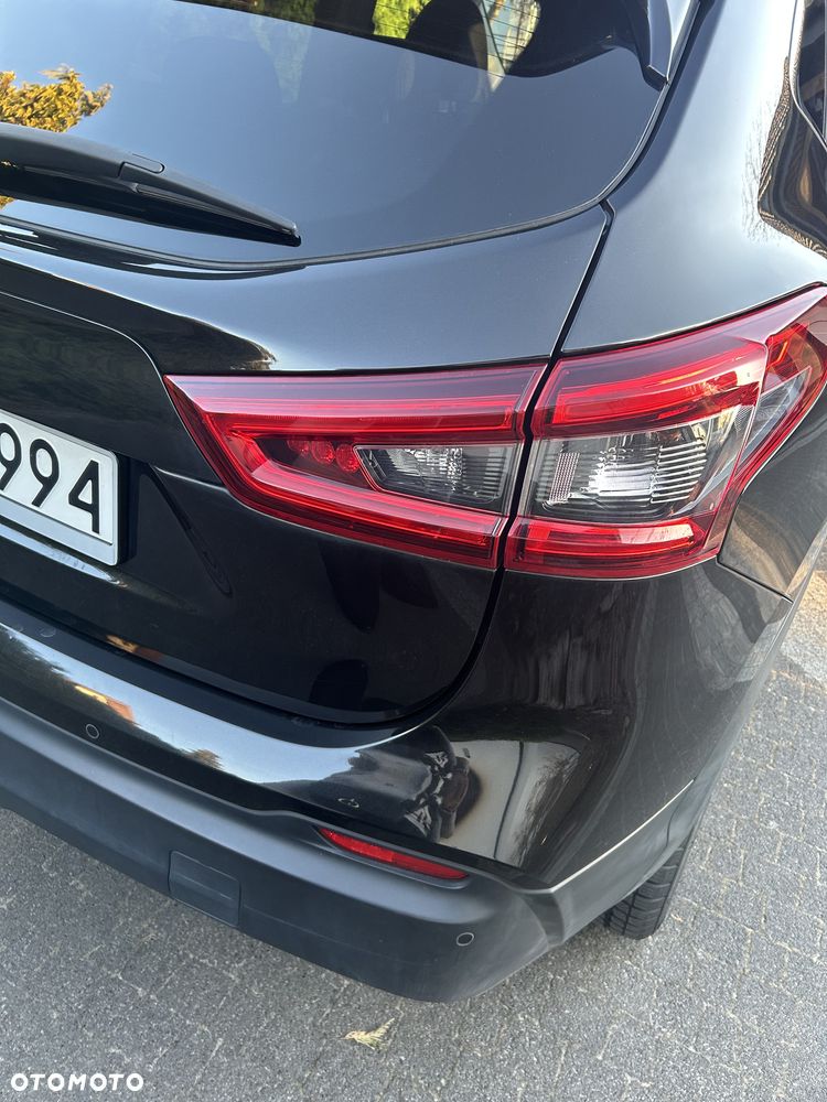 Nissan Qashqai 1.3 DIG-T N-Connecta - 4