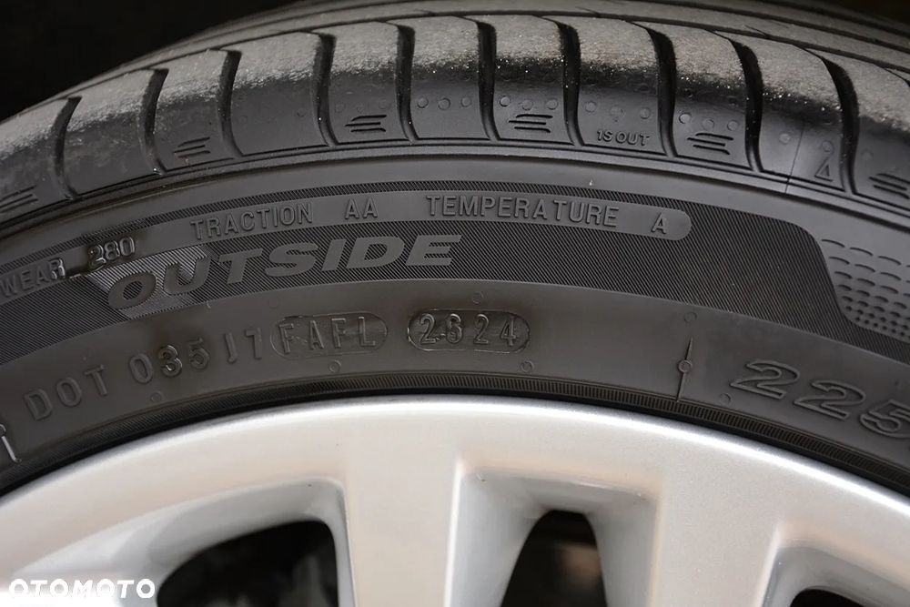 BMW X1 sDrive16d Sport Line - 18