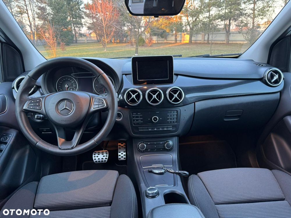 Mercedes-Benz Klasa B 220 d 7G-DCT Edition - 14