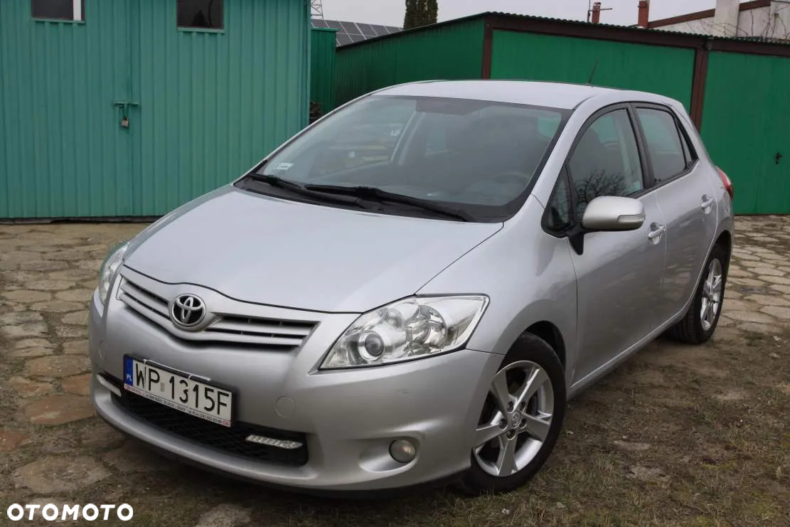 Toyota Auris 1.4 D-4D 2010 - 4