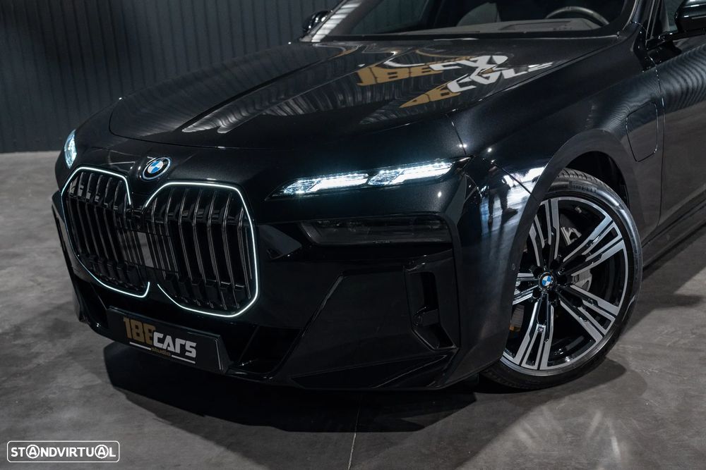 BMW 750 e xDrive - 41