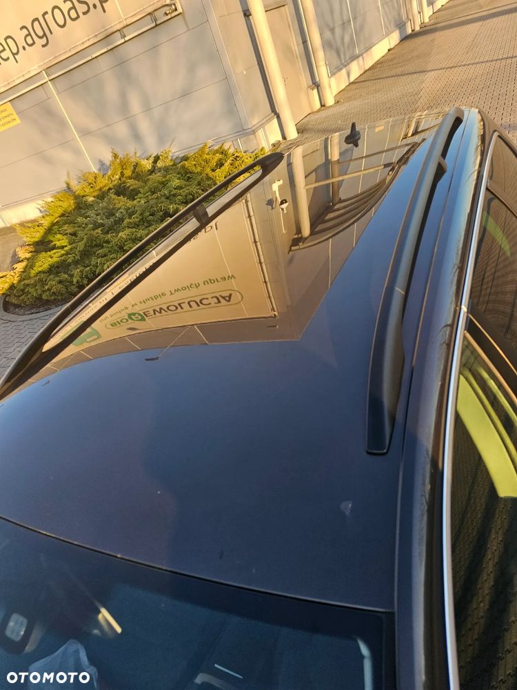 Volkswagen Passat 2.0 TDI BlueMotion Technology Comfortline - 11