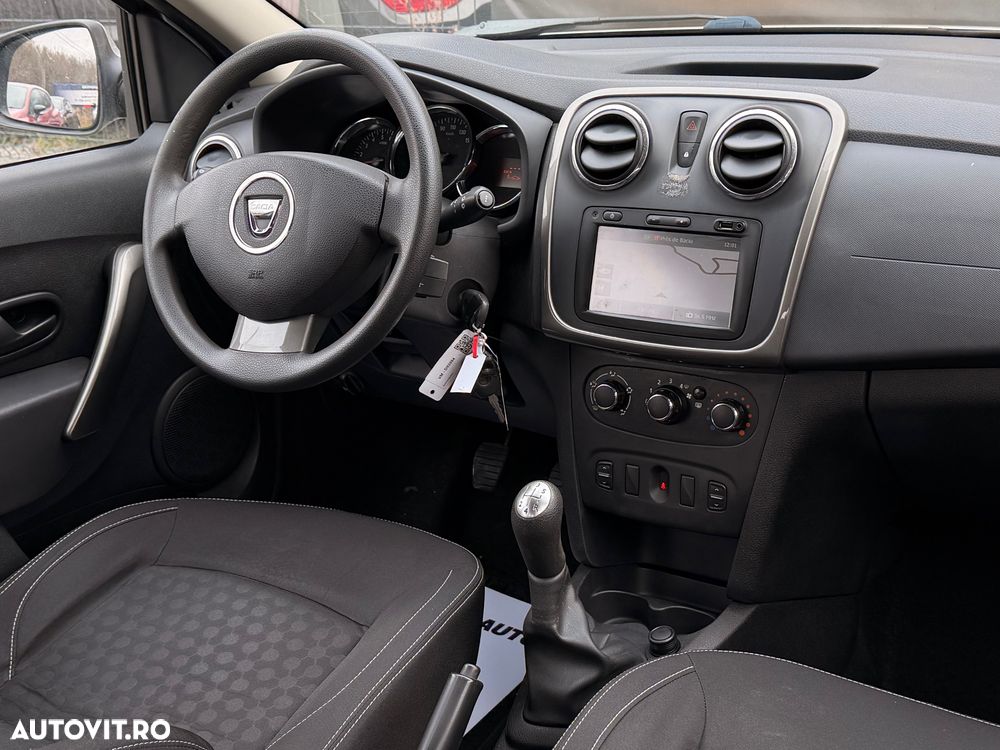 Dacia Sandero TCe 90 S&S Celebration - 5