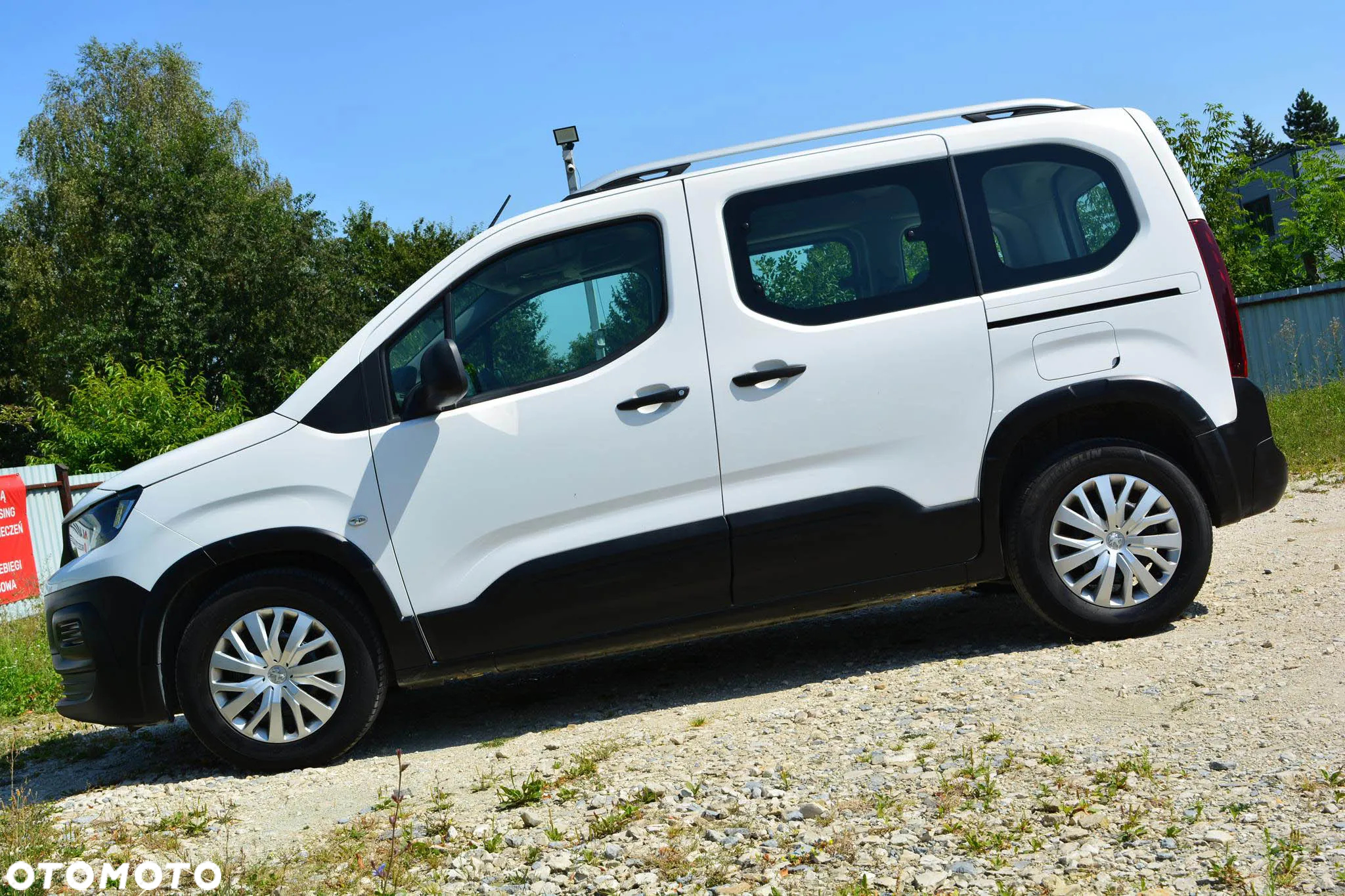 Peugeot Rifter 1.5 BlueHDI Active Pack S&S - 9