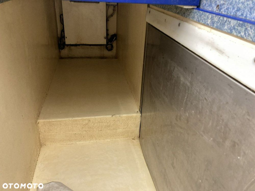 Mercedes-Benz Sprinter - 17