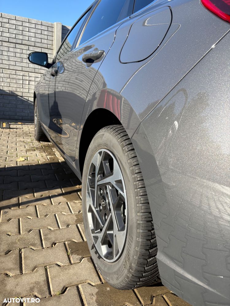 Hyundai i30 1.5 96CP M/T Highway - 12