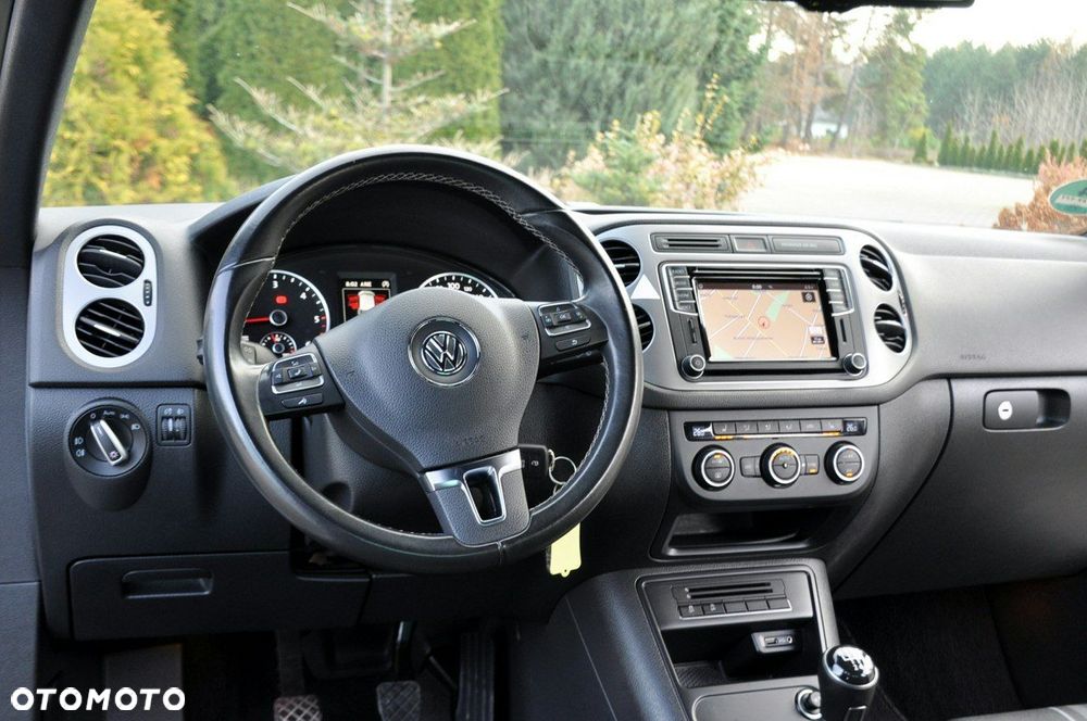 Volkswagen Tiguan - 32