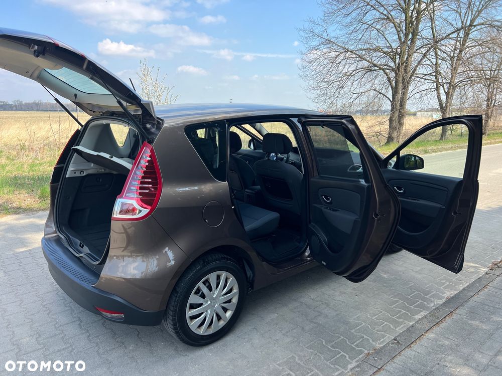 Renault Scenic - 13